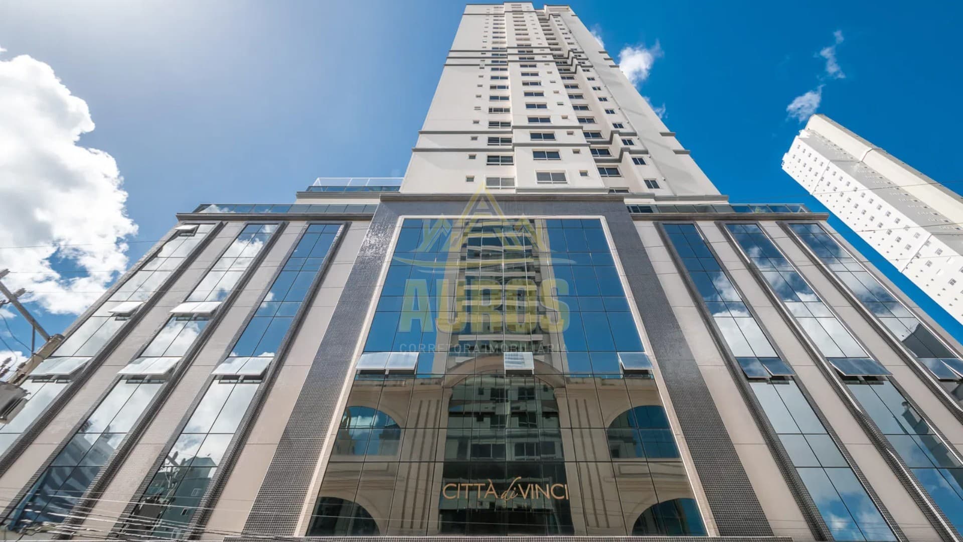 Apartamento de 4 dormitórios no edifício Città Di Vinci em Balneário - Imagem 1