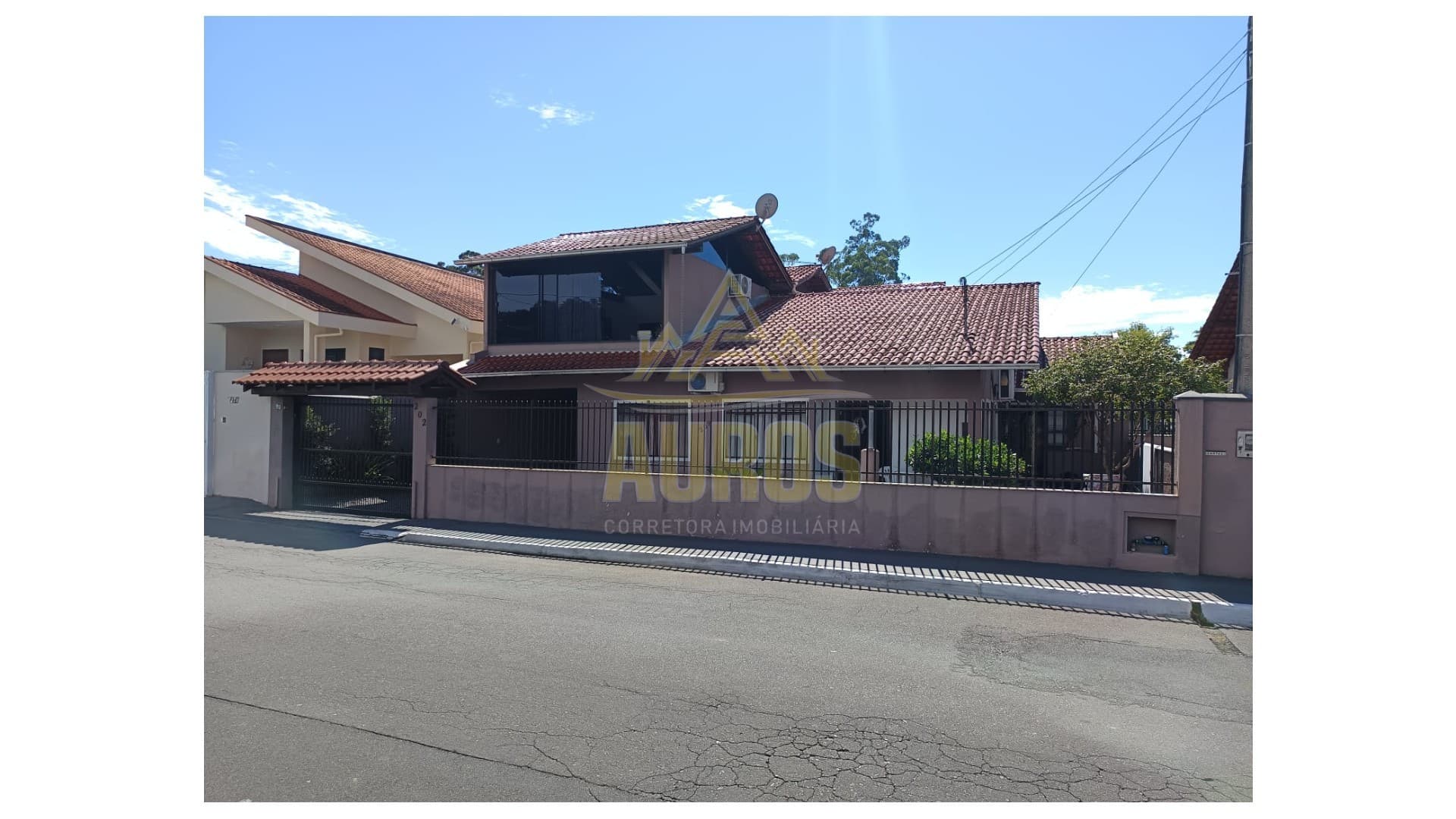 Casa em Indaial próximo a Grubras - Imagem 1