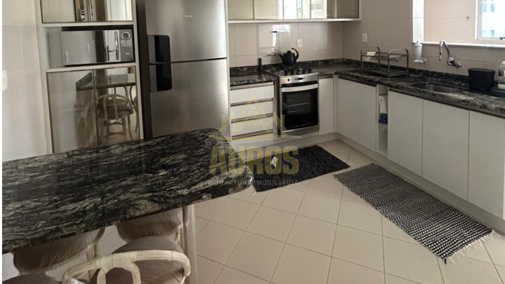 Apartamento mobiliado com 100m² privativos, 3 dormitórios, na rua 2870 - Imagem 4