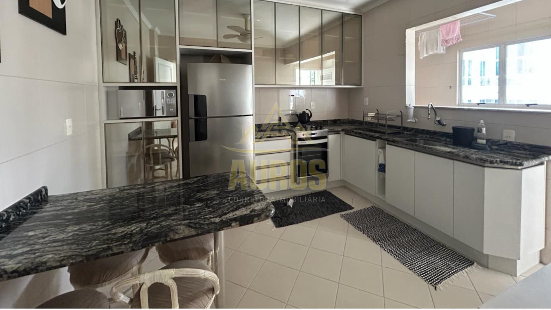Apartamento mobiliado com 100m² privativos, 3 dormitórios, na rua 2870 - Imagem 6