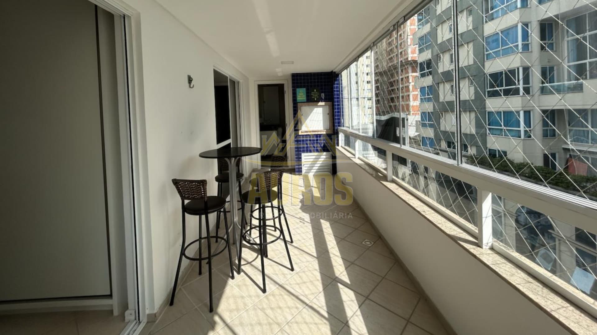 Apartamento mobiliado com 100m² privativos, 3 dormitórios, na rua 2870 - Imagem 11