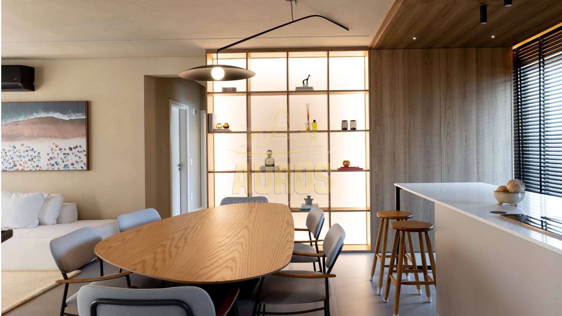 Apartamento na rua 2000, pronto para morar, com 3 suítes e 3 vagas de garagem - Imagem 8