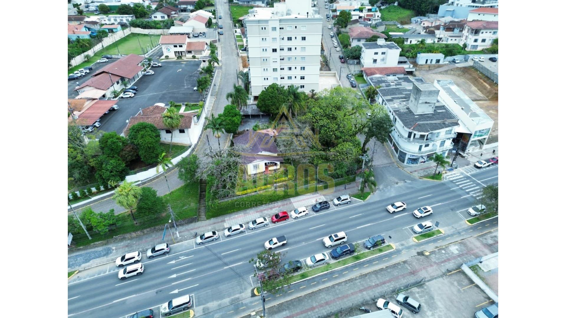 Terreno Comercial de Esquina no Centro de Rio do Sul - Imagem 4